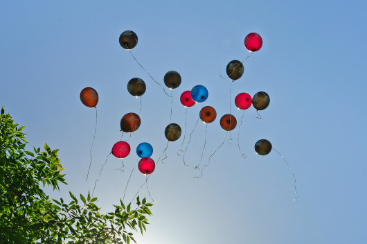 releasing-balloons